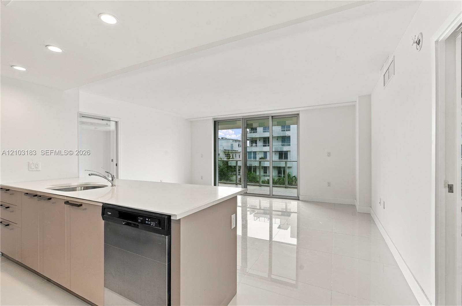 ONE BAY HARBOR CONDO · #402 in Bay Harbor Islands - Photo 8