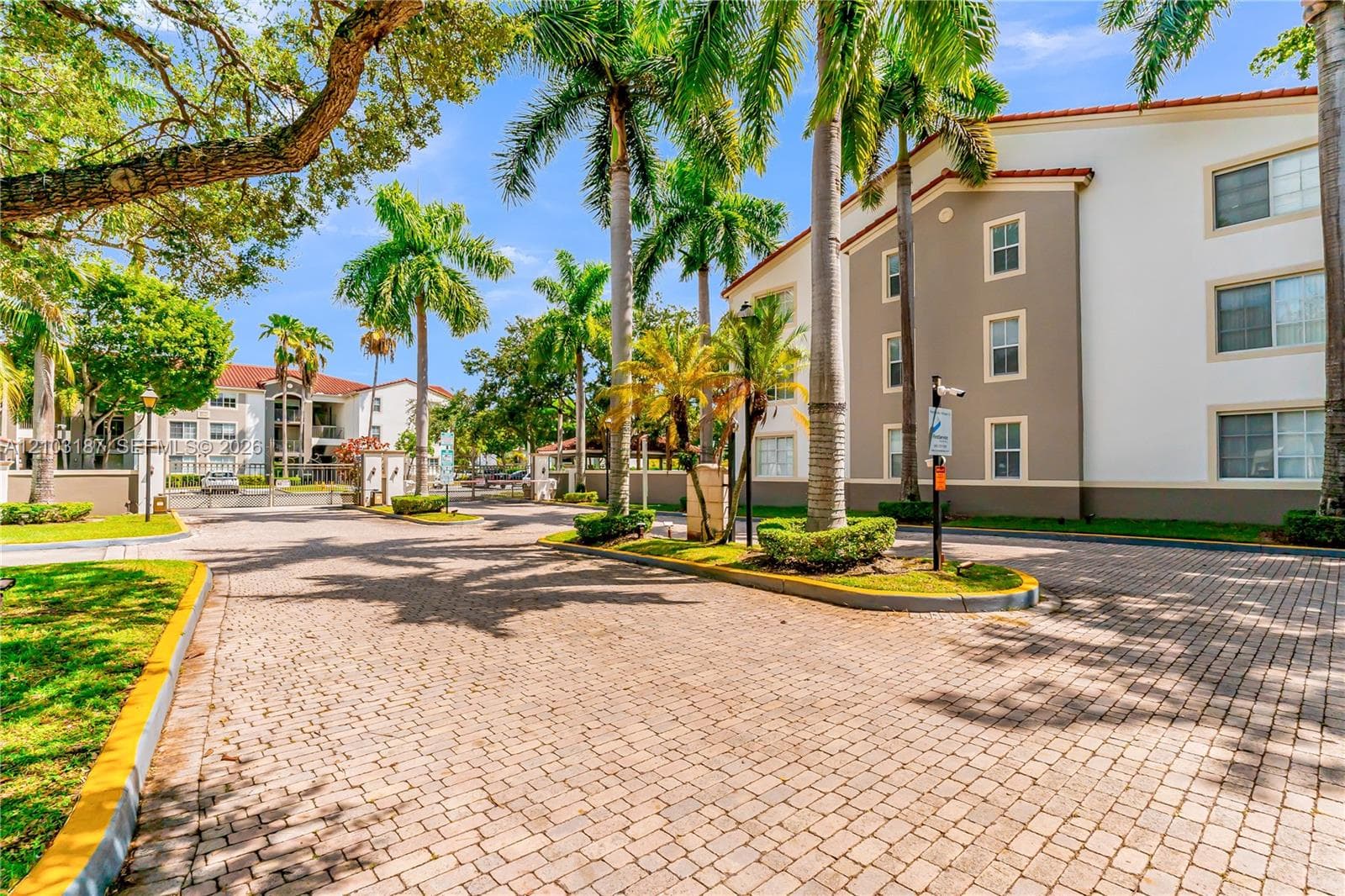 GABLES COURT · #111 in Miami - Photo 39