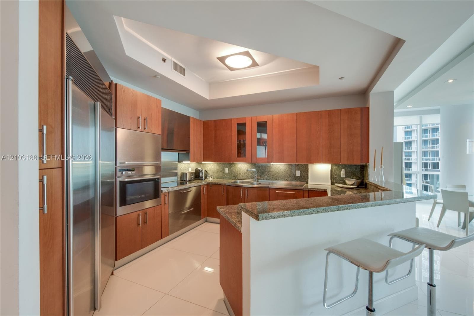 Continuum South · #1109 in Miami Beach - Photo 16