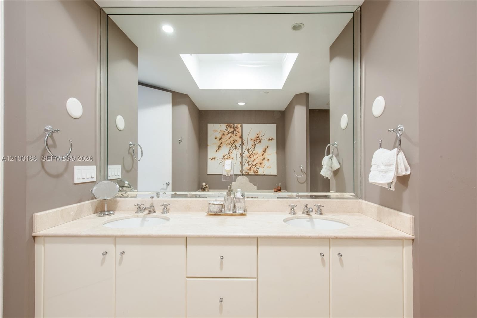 Continuum South · #1109 in Miami Beach - Photo 26