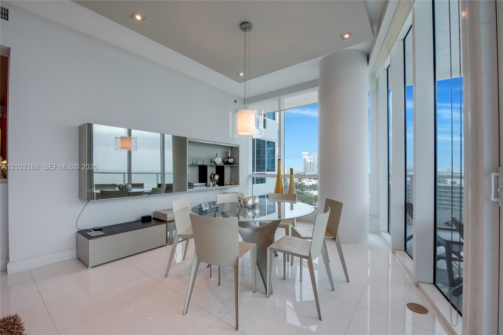 Continuum South · #1109 in Miami Beach - Photo 15