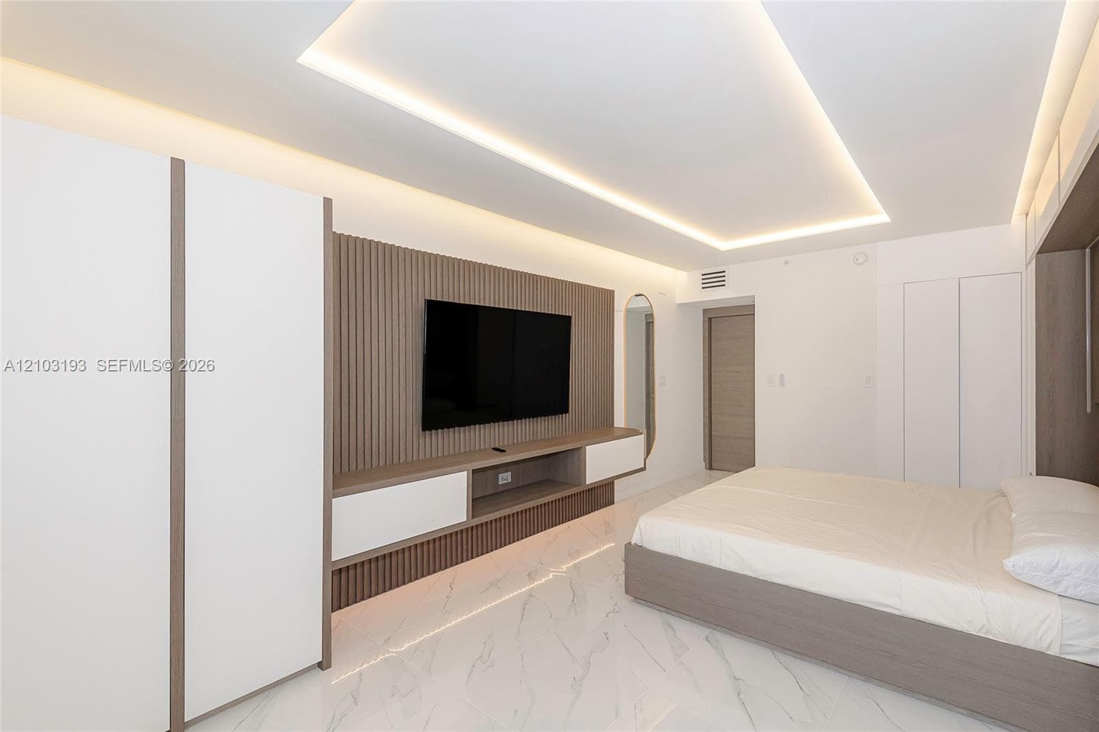 Roney Palace · #825 in Miami Beach - Photo 24