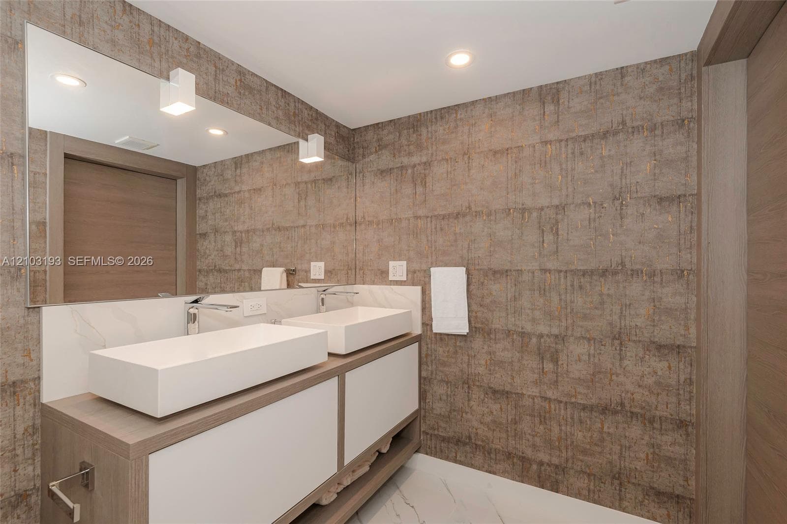 Roney Palace · #825 in Miami Beach - Photo 19