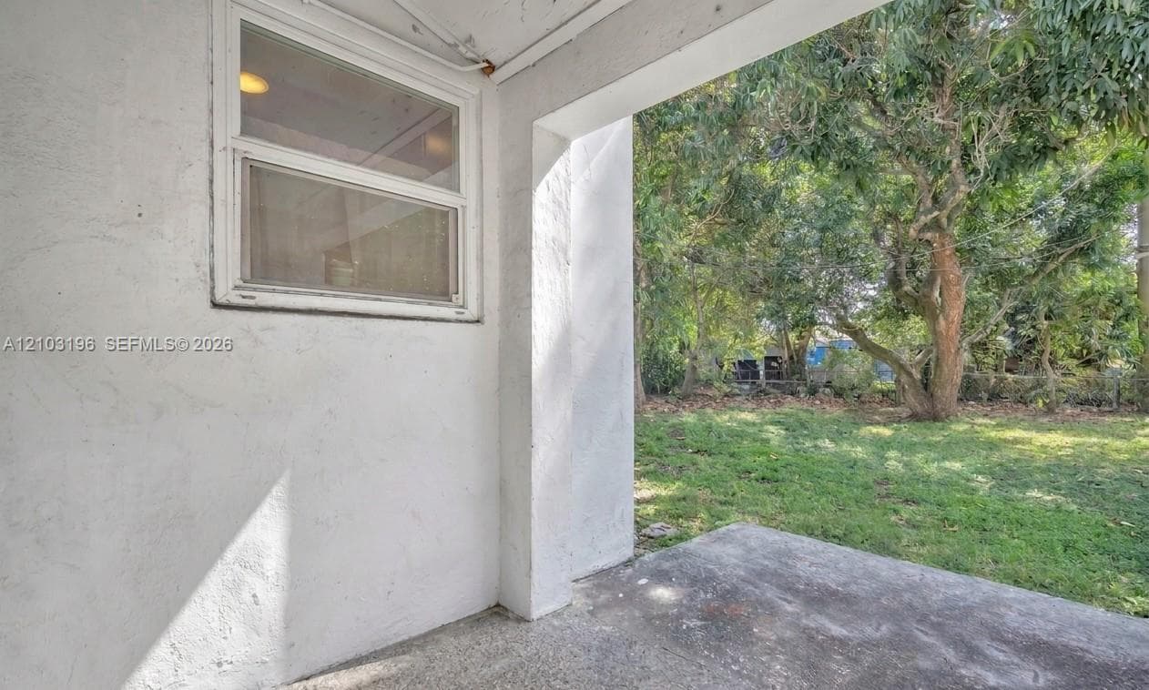 1236 Jann Ave photo 12