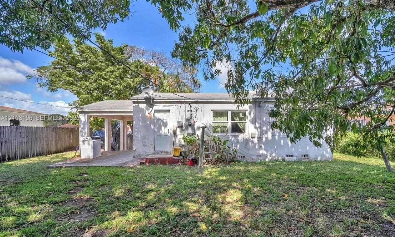 1236 Jann Ave photo 10