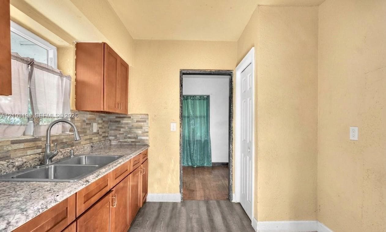 1236 Jann Ave photo 15
