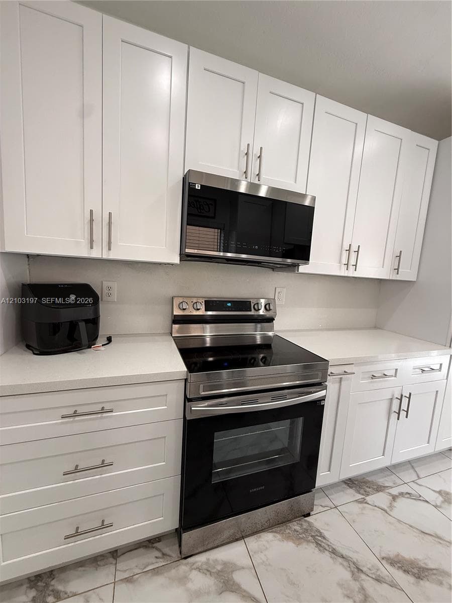 2514 NE 41 photo 12