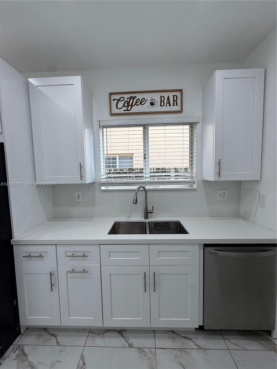 2514 NE 41 photo 11