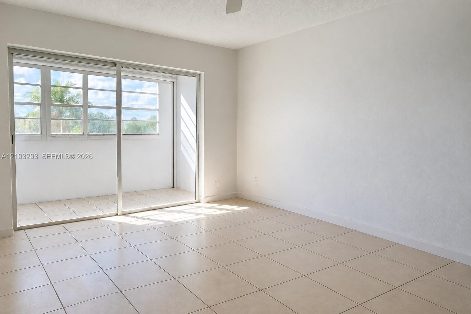 FIRST GULFSTREAM GARDEN · #304B in Hallandale Beach - Photo 4