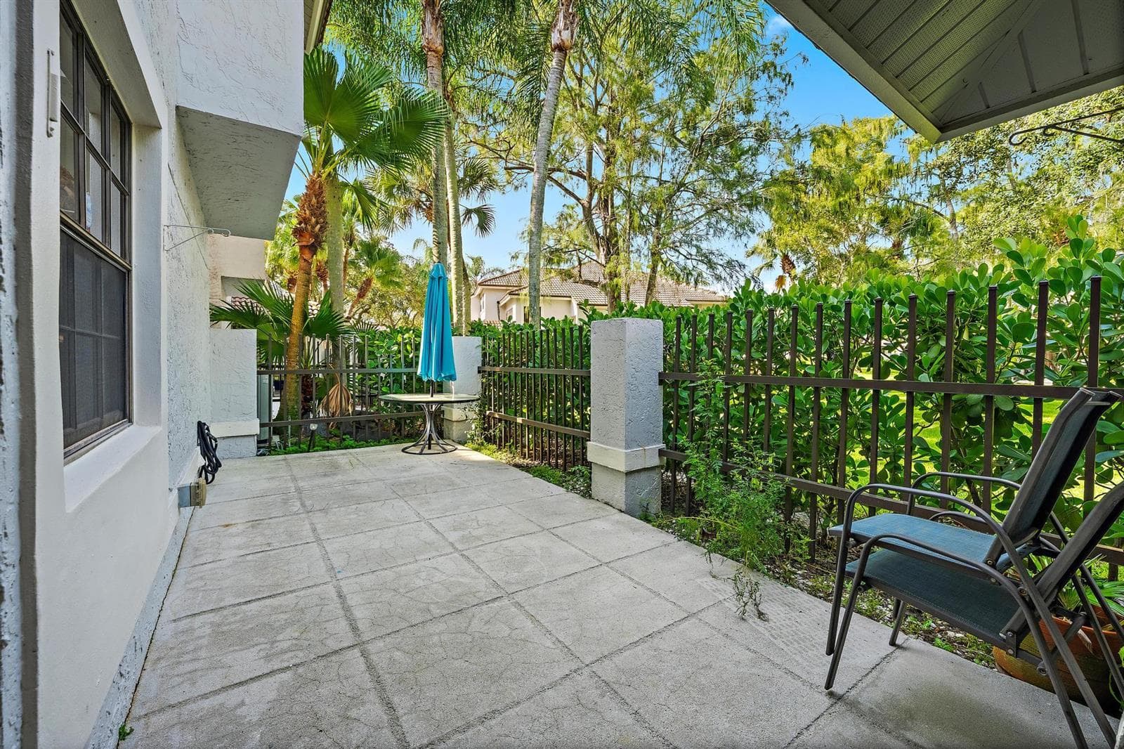 370 Prestwick Cir apt 2-15