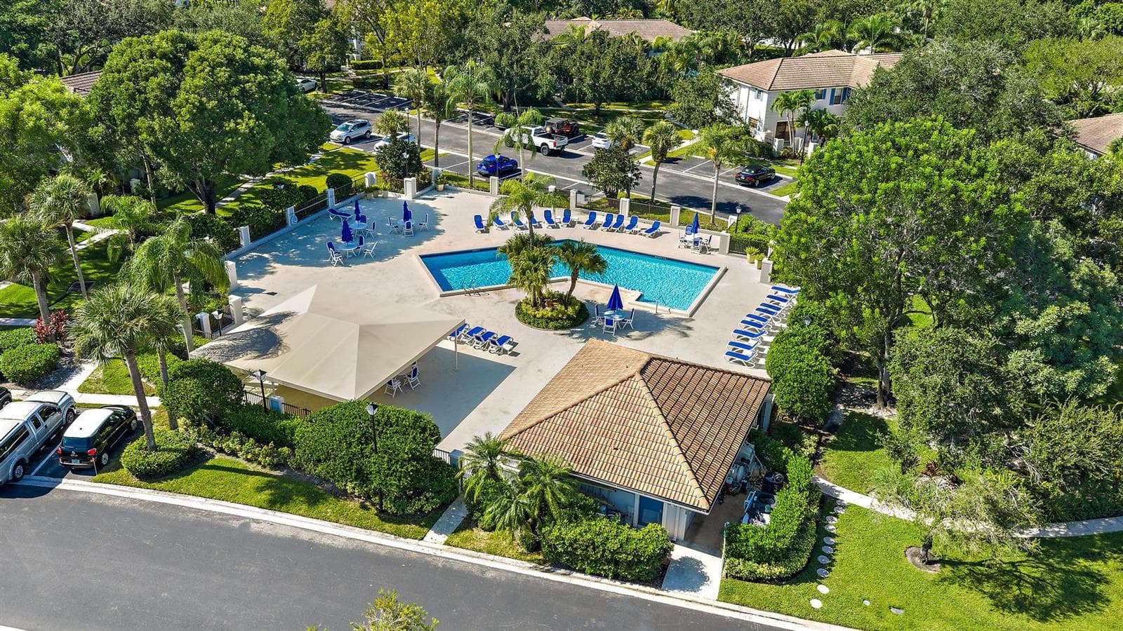 370 Prestwick Cir apt 2-24