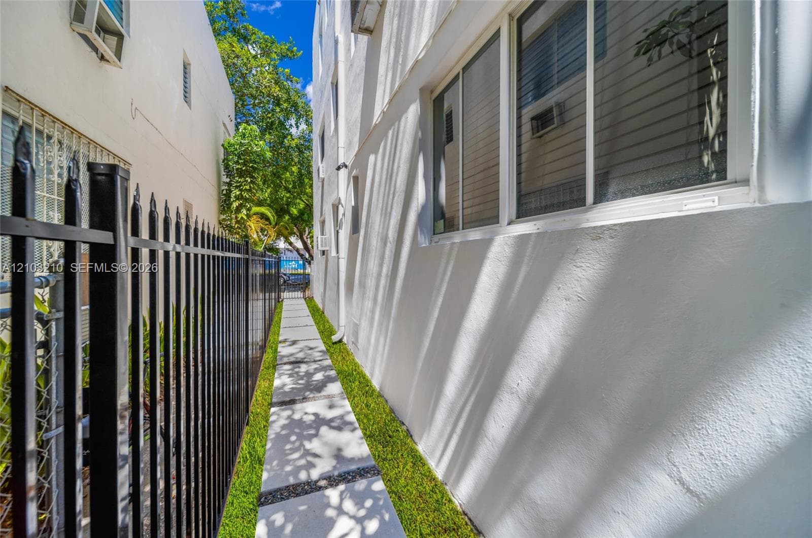 The Palms and the Palm. · #8 in Miami Beach - Photo 17