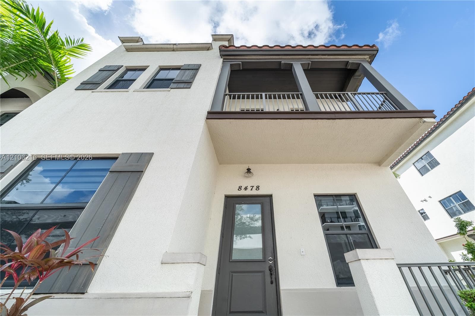 5252 Paseo in Doral - Photo 3