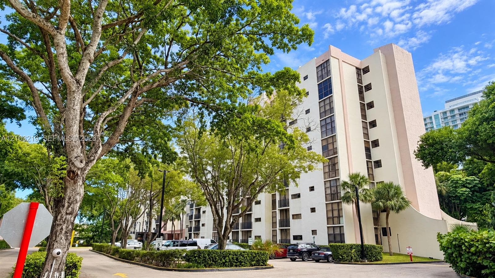 PLAZA OF AMERICAS CONDO P · #718 in Sunny Isles Beach - Photo 16