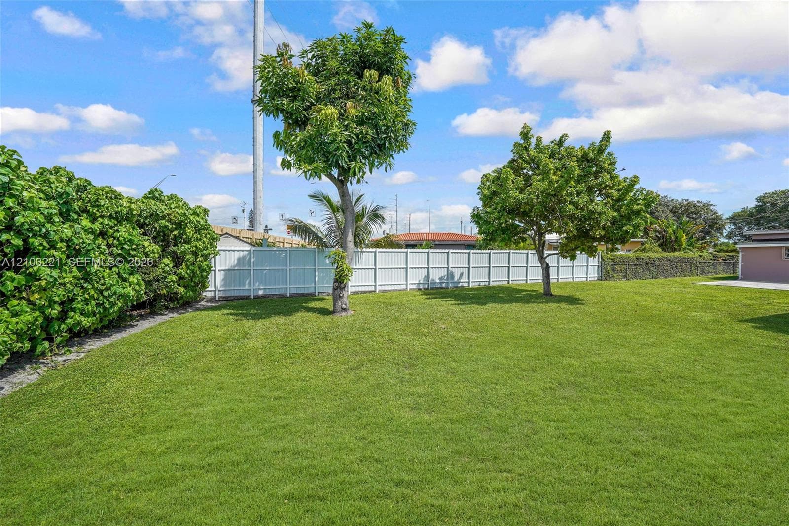 20 Tamiami Canal Rd photo 42