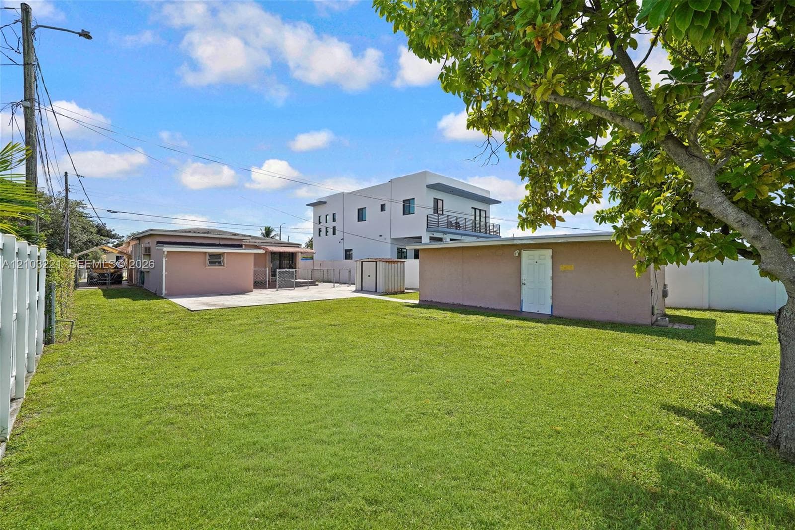 20 Tamiami Canal Rd photo 43