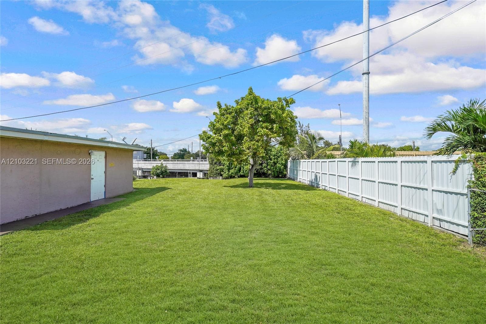 20 Tamiami Canal Rd photo 44