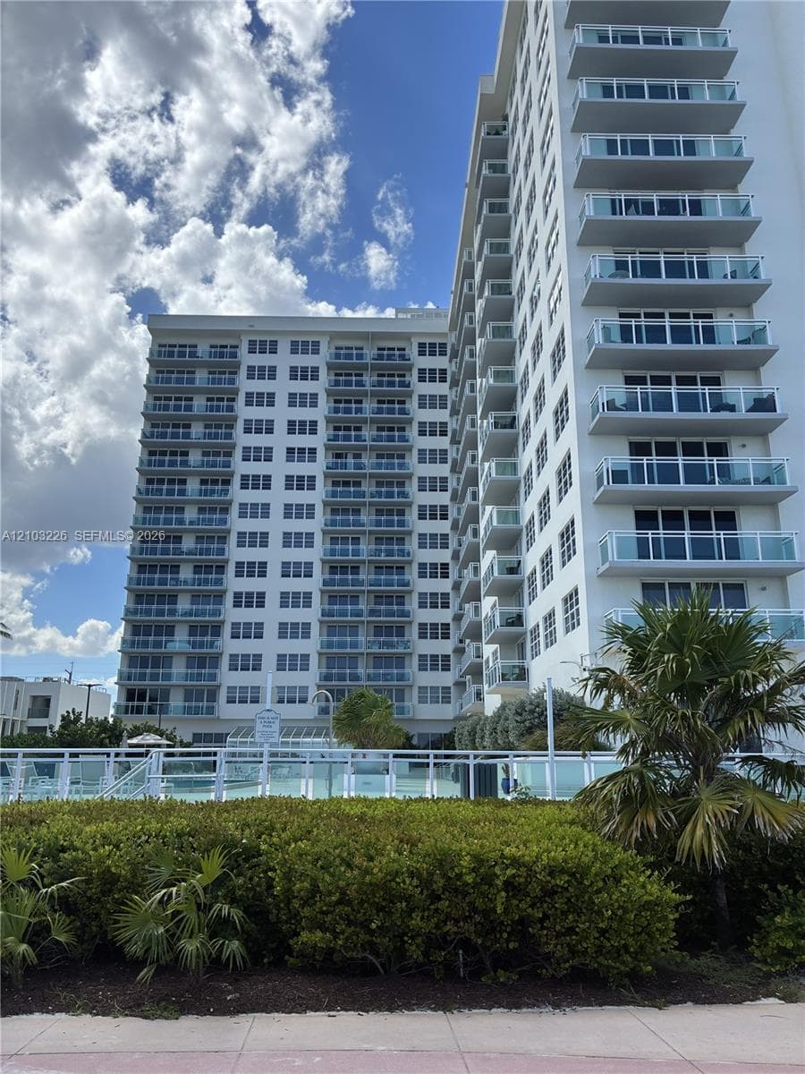 THE COLLINS CONDO · #1624 in Miami Beach - Photo 24