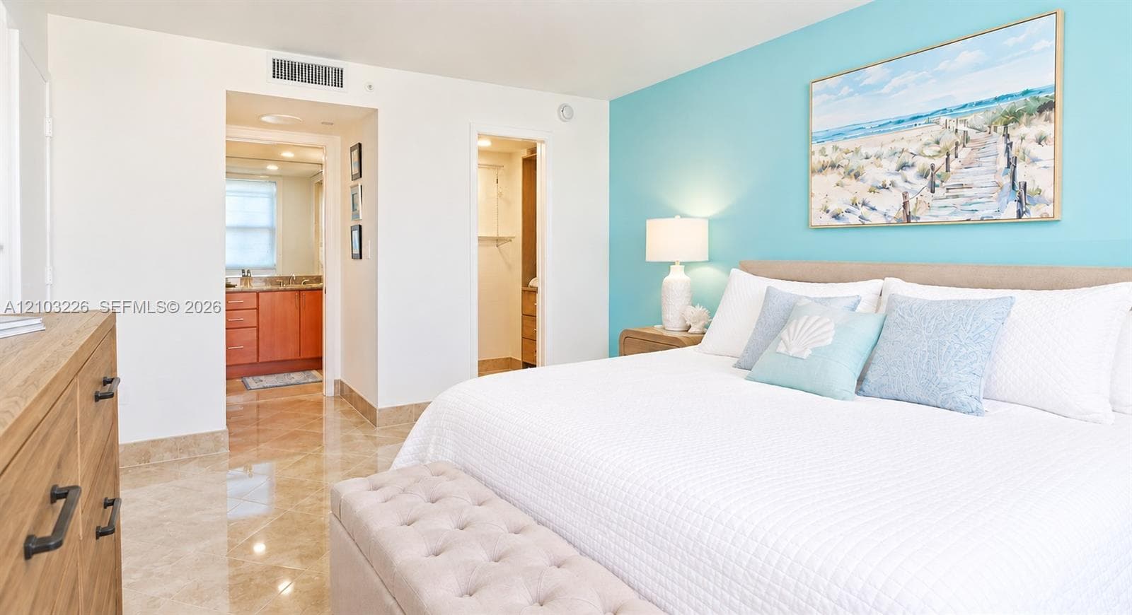THE COLLINS CONDO · #1624 in Miami Beach - Photo 11