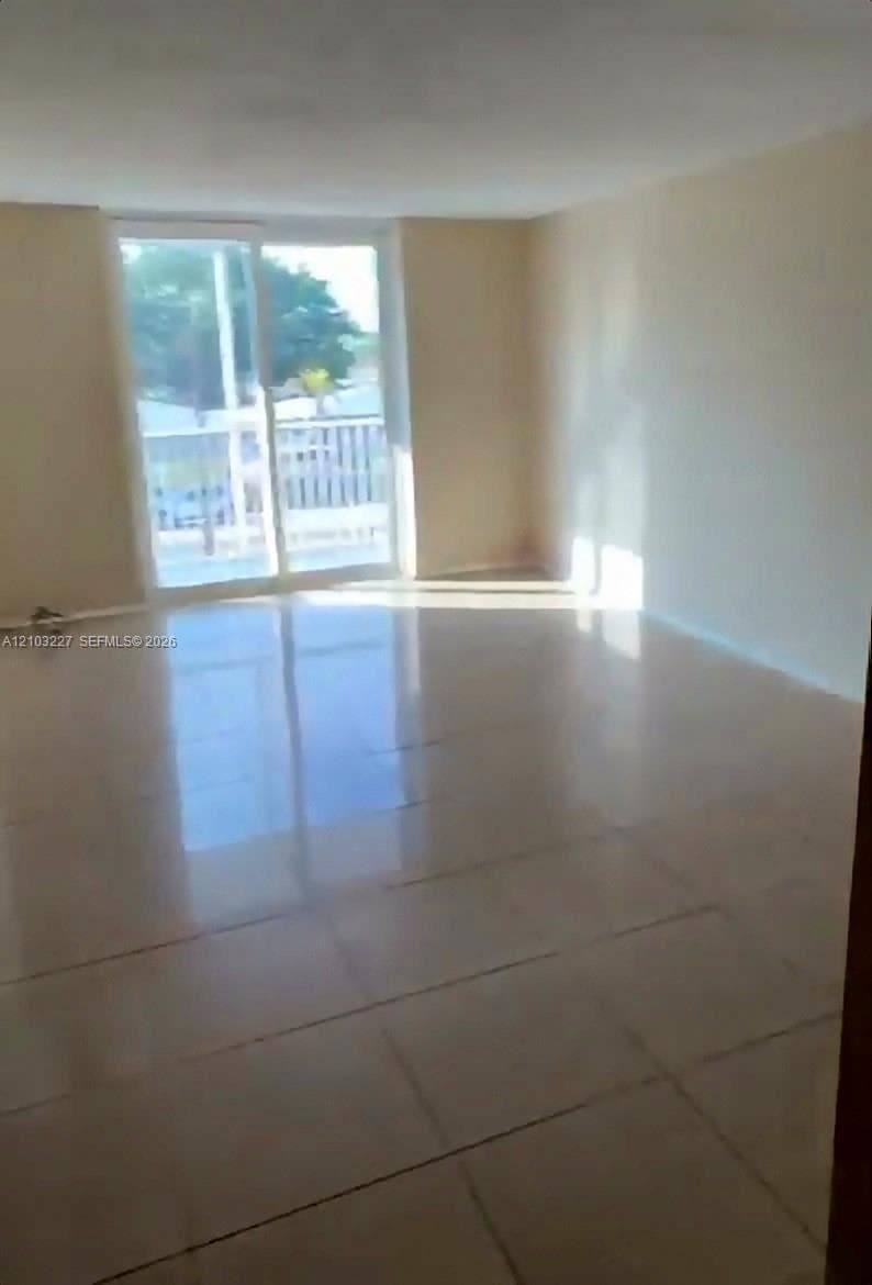WOODSIDE APTS CONDO · #A311 in North Miami Beach - Photo 1