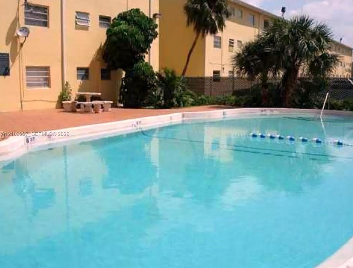 WOODSIDE APTS CONDO · #A311 in North Miami Beach - Photo 5