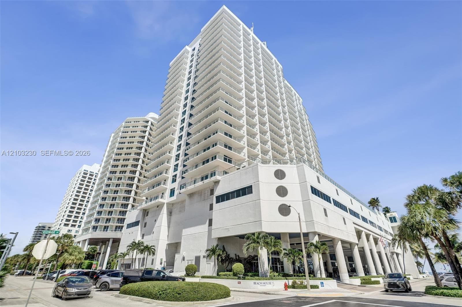 Q CLUB RESORT & RESIDENCE · #2408 in Fort Lauderdale - Photo 49
