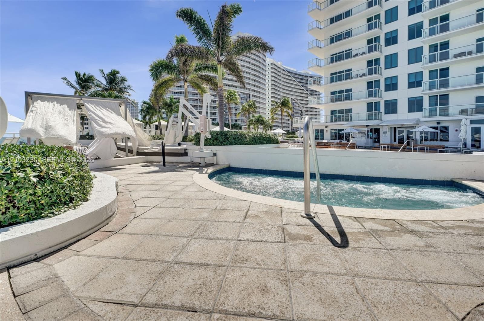 Q CLUB RESORT & RESIDENCE · #2408 in Fort Lauderdale - Photo 39