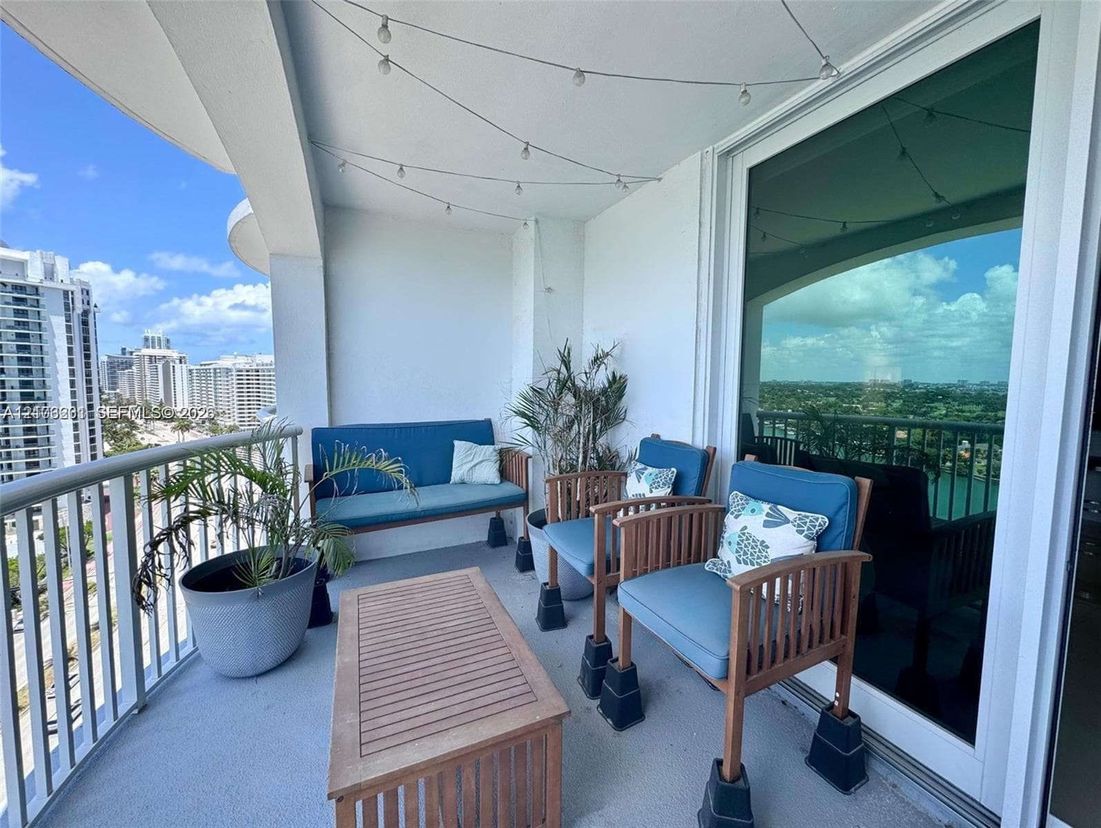 THE CARRIAGE HOUSE CONDO · #1229 in Miami Beach - Photo 16