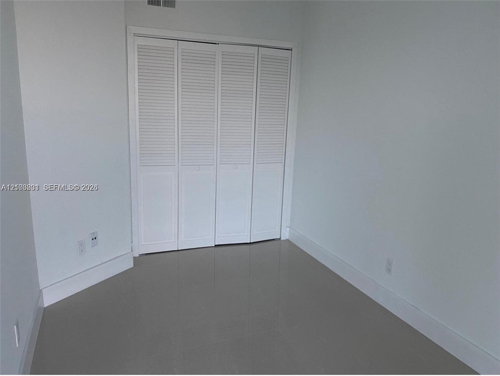 THE CARRIAGE HOUSE CONDO · #1229 in Miami Beach - Photo 12