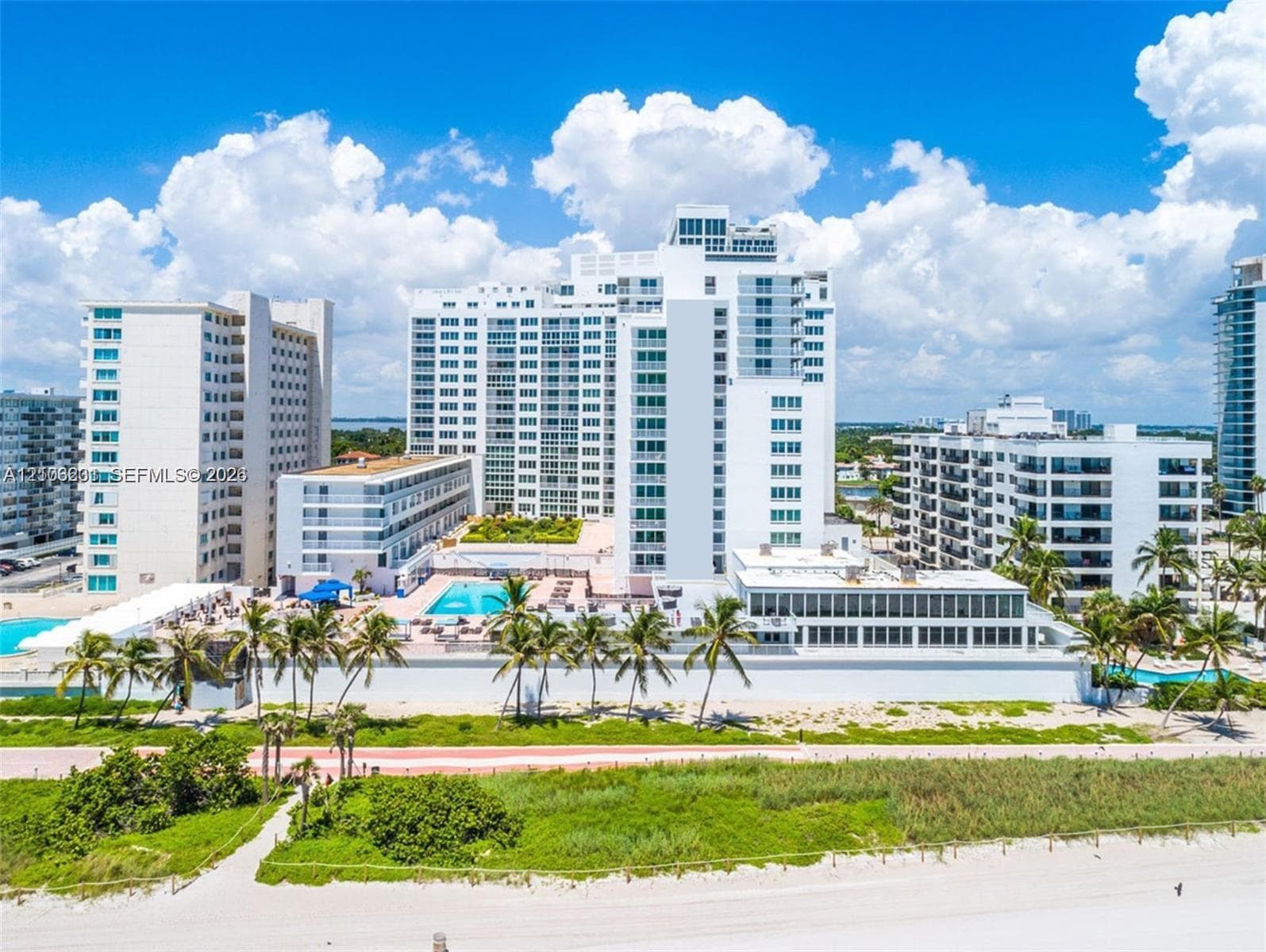 THE CARRIAGE HOUSE CONDO · #1229 in Miami Beach - Photo 39