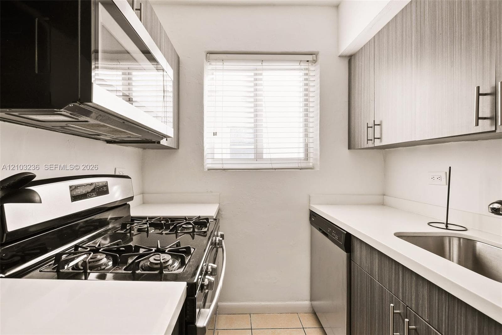 HARDING TOWNSITE · #14 in Miami Beach - Photo 8