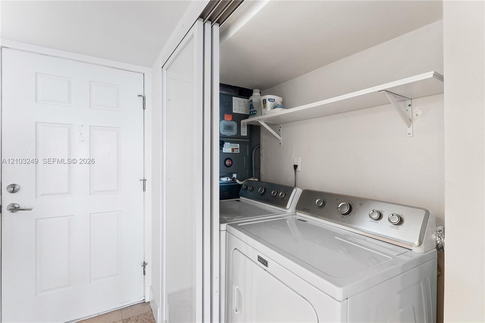 Full-sized washer & dryer