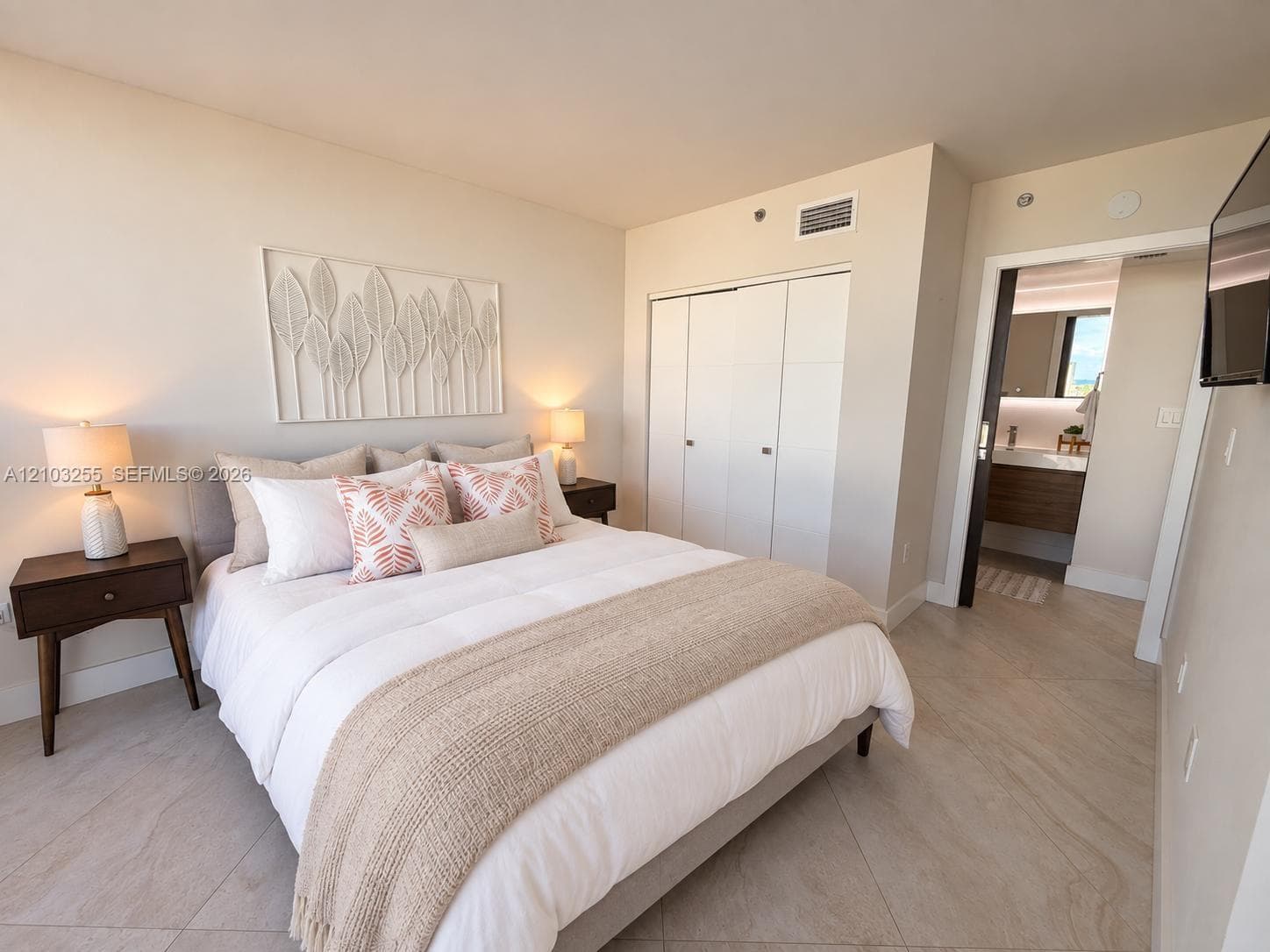 ST TROPEZ OCEAN CONDO · #9-D in Miami Beach - Photo 27