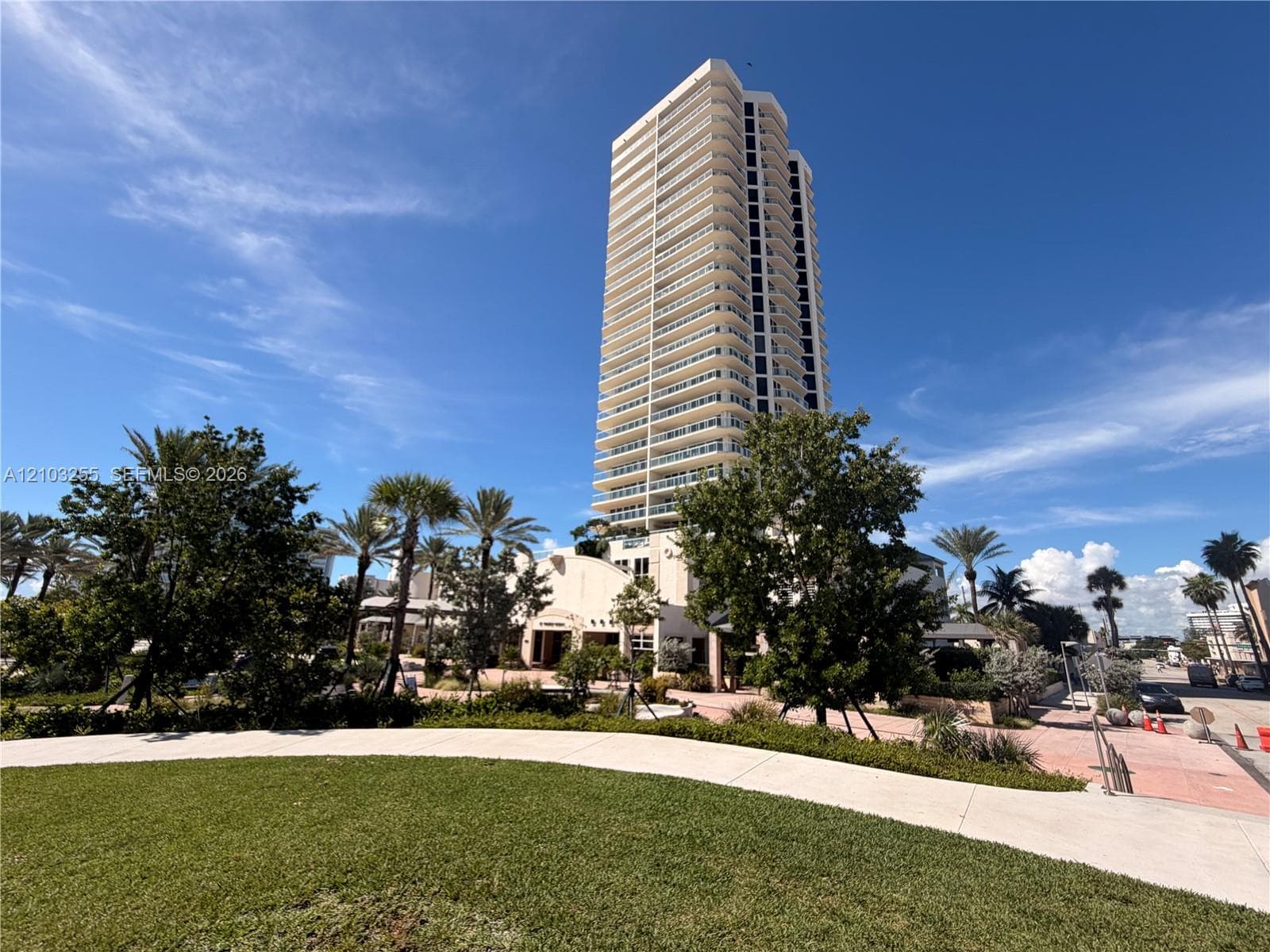 ST TROPEZ OCEAN CONDO · #9-D in Miami Beach - Photo 6