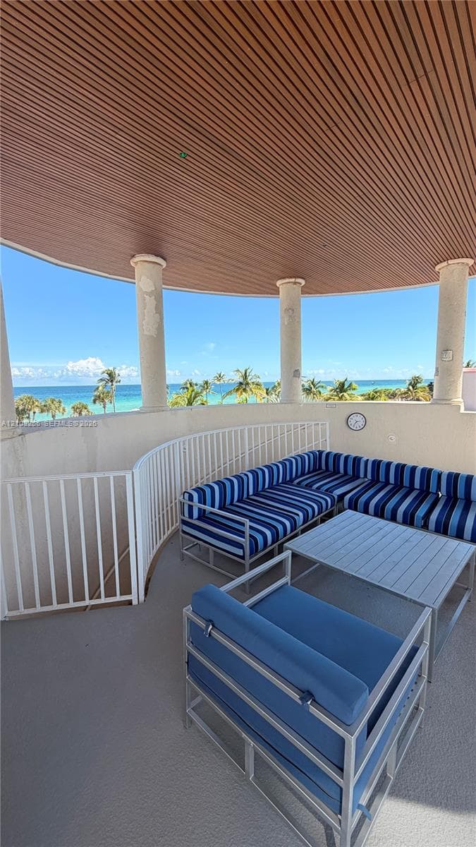 ST TROPEZ OCEAN CONDO · #9-D in Miami Beach - Photo 32