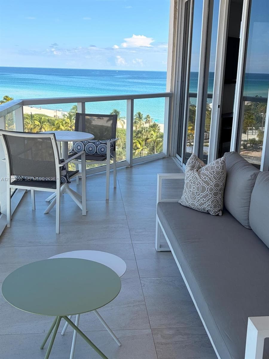 ST TROPEZ OCEAN CONDO · #9-D in Miami Beach - Photo 10