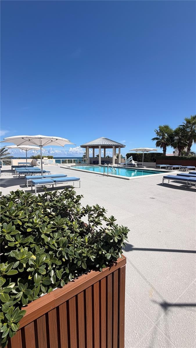 ST TROPEZ OCEAN CONDO · #9-D in Miami Beach - Photo 31