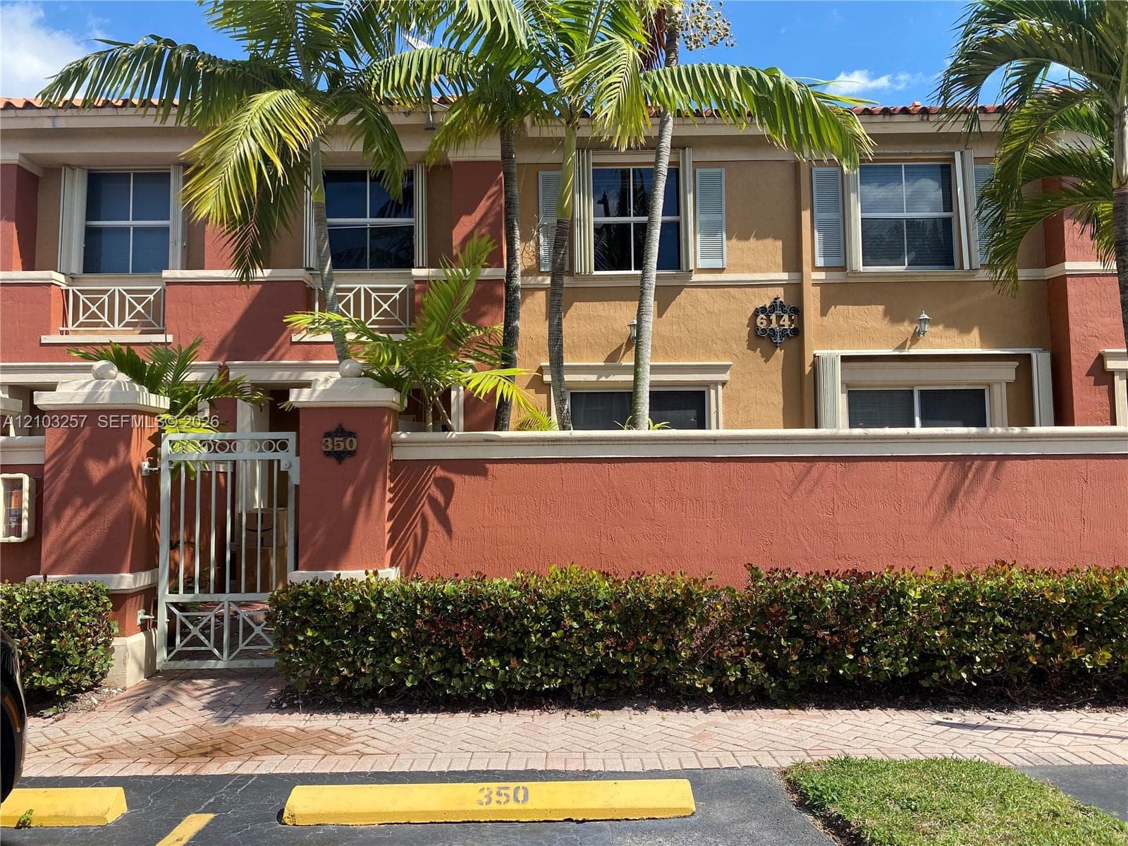 6141 NW 115th Pl #350 photo 2