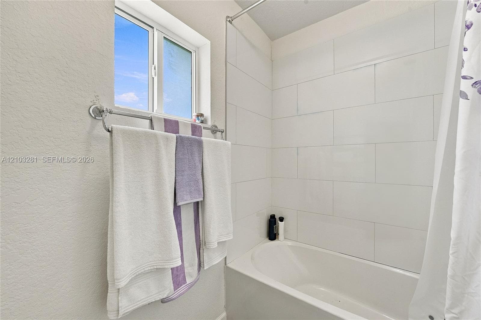 211 SW 6th Ln photo 23
