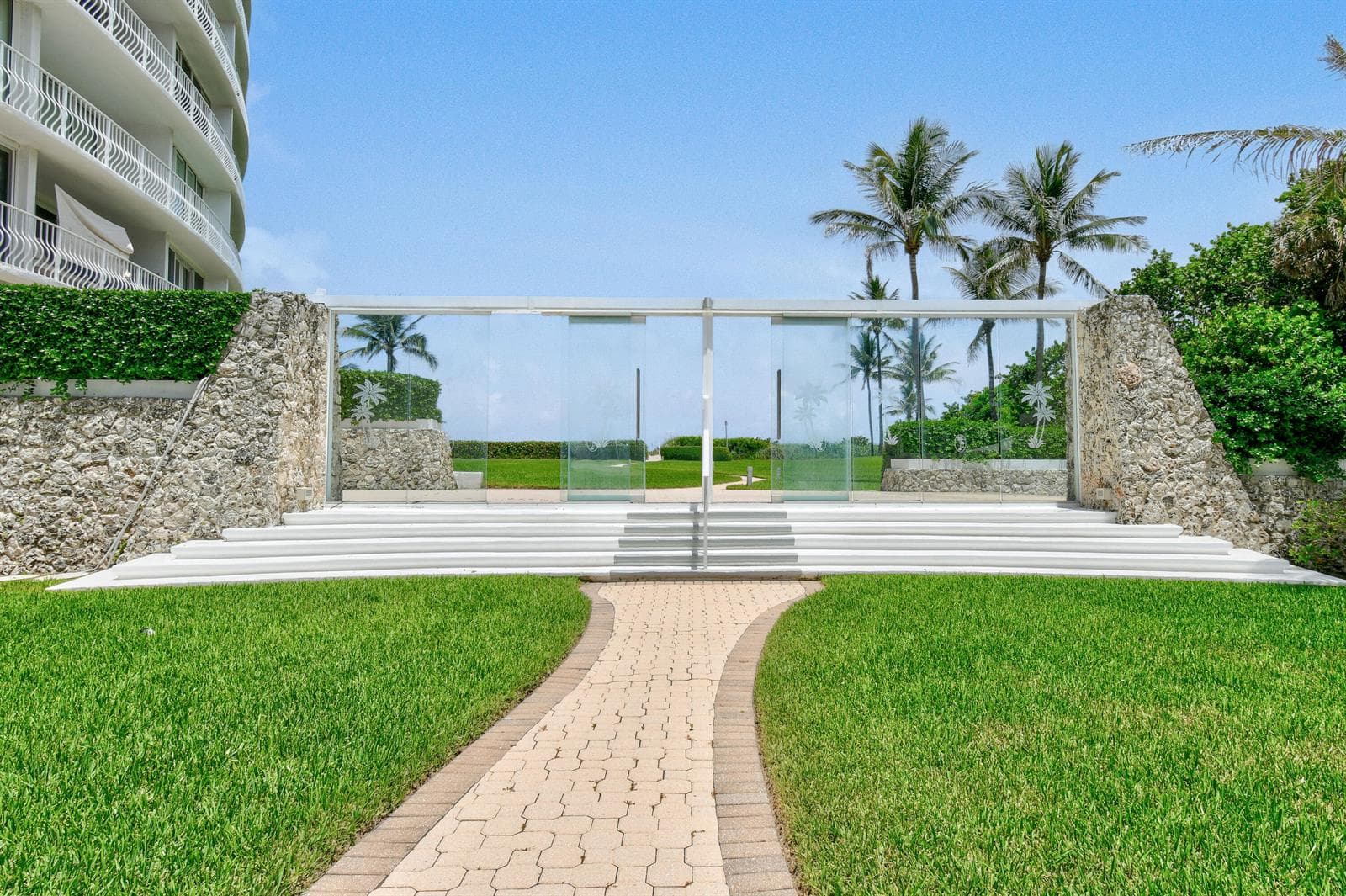 2774SOceanBlvd-AmbassadorSouth(12)