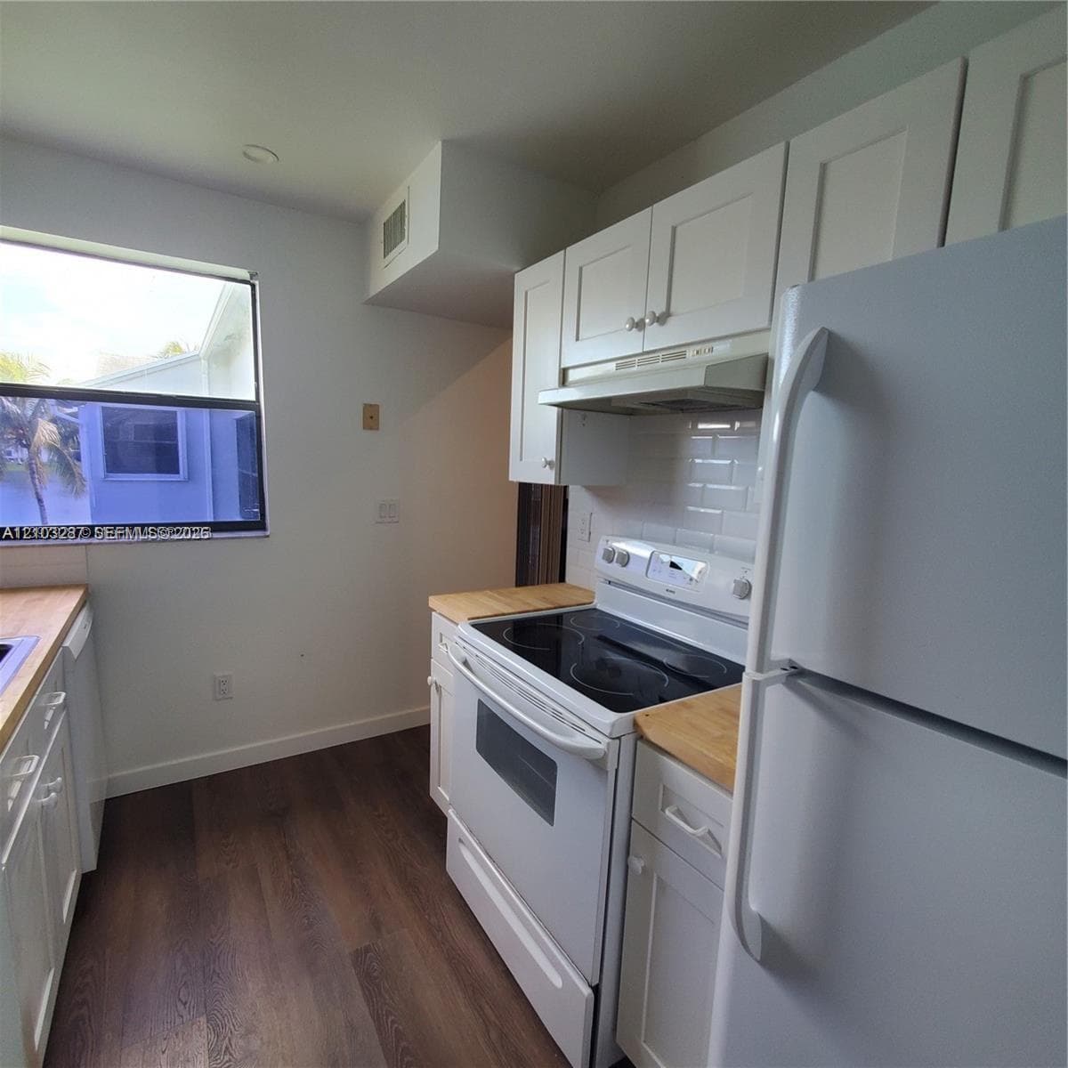LAKESHORE CONDO 10 · #1211E in Homestead - Photo 6