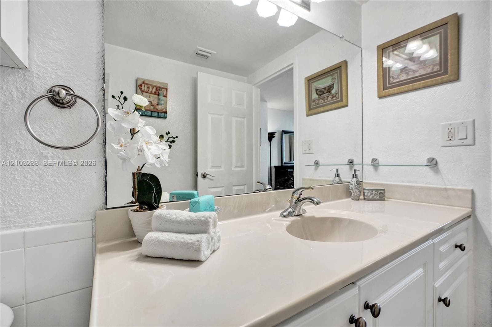WAVE CONDO · #310 (available Nov 1) in Hollywood - Photo 23