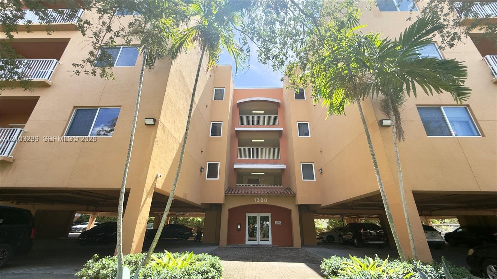 THE PALMS CONDO · #404 in Miami - Photo 3