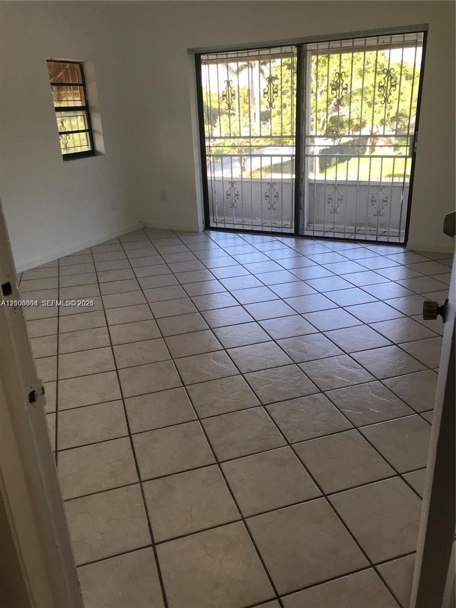 2403 SW 112th Ave photo 11