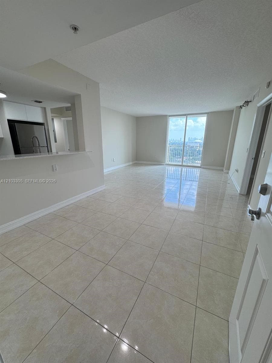 MEDITERRANEA CONDO · #1511 in Miami - Photo 2