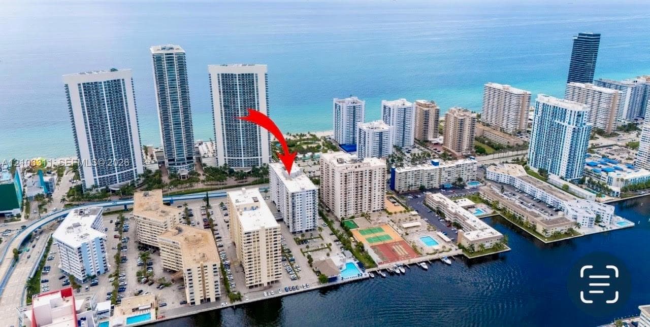 PLAZA TOWERS SOUTH CONDO · #711 in Hallandale Beach - Photo 2