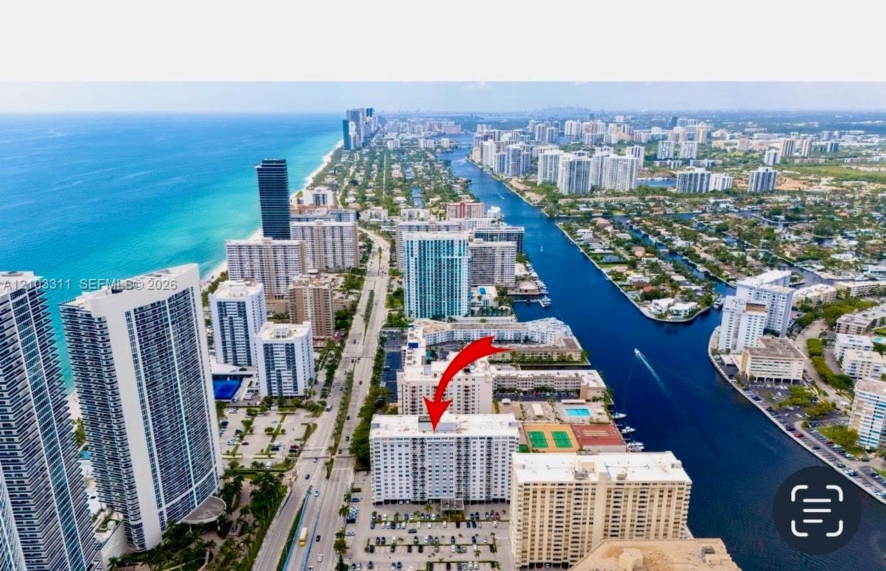 PLAZA TOWERS SOUTH CONDO · #711 in Hallandale Beach - Photo 3