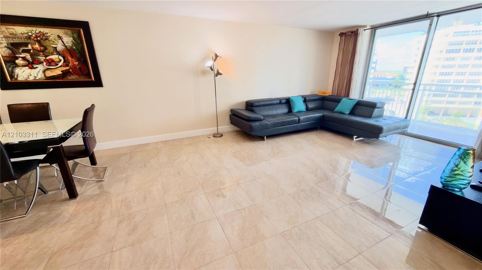 PLAZA TOWERS SOUTH CONDO · #711 in Hallandale Beach - Photo 11