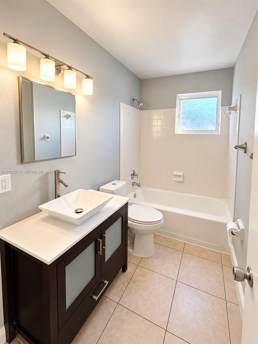 12217 Hillman Dr photo 7