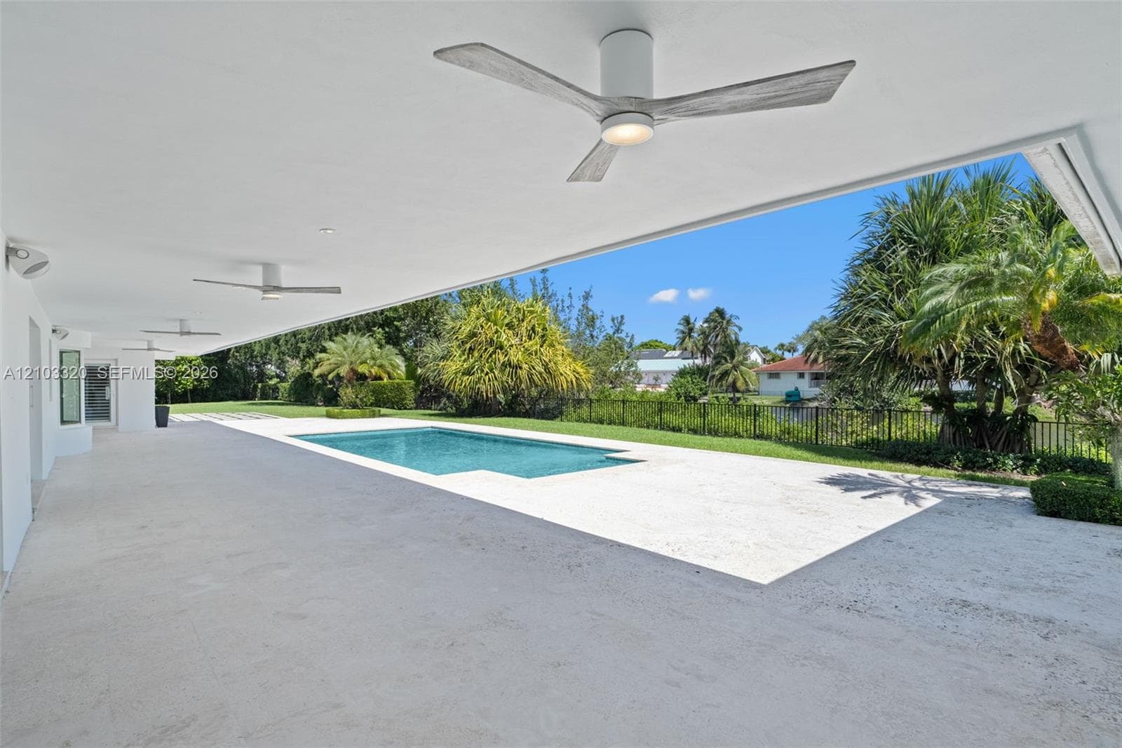 420 Rovino Ave photo 57